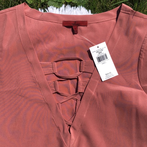 🩶5/$30 BKE Red Brand Dusty Rose Pink Criss Cross Short Sleeve Top Size Small NEW - Picture 6 of 12